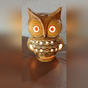 Vintage 6" Owl Night Light 1970s Glazed Ceramic Light Up Table Lamp